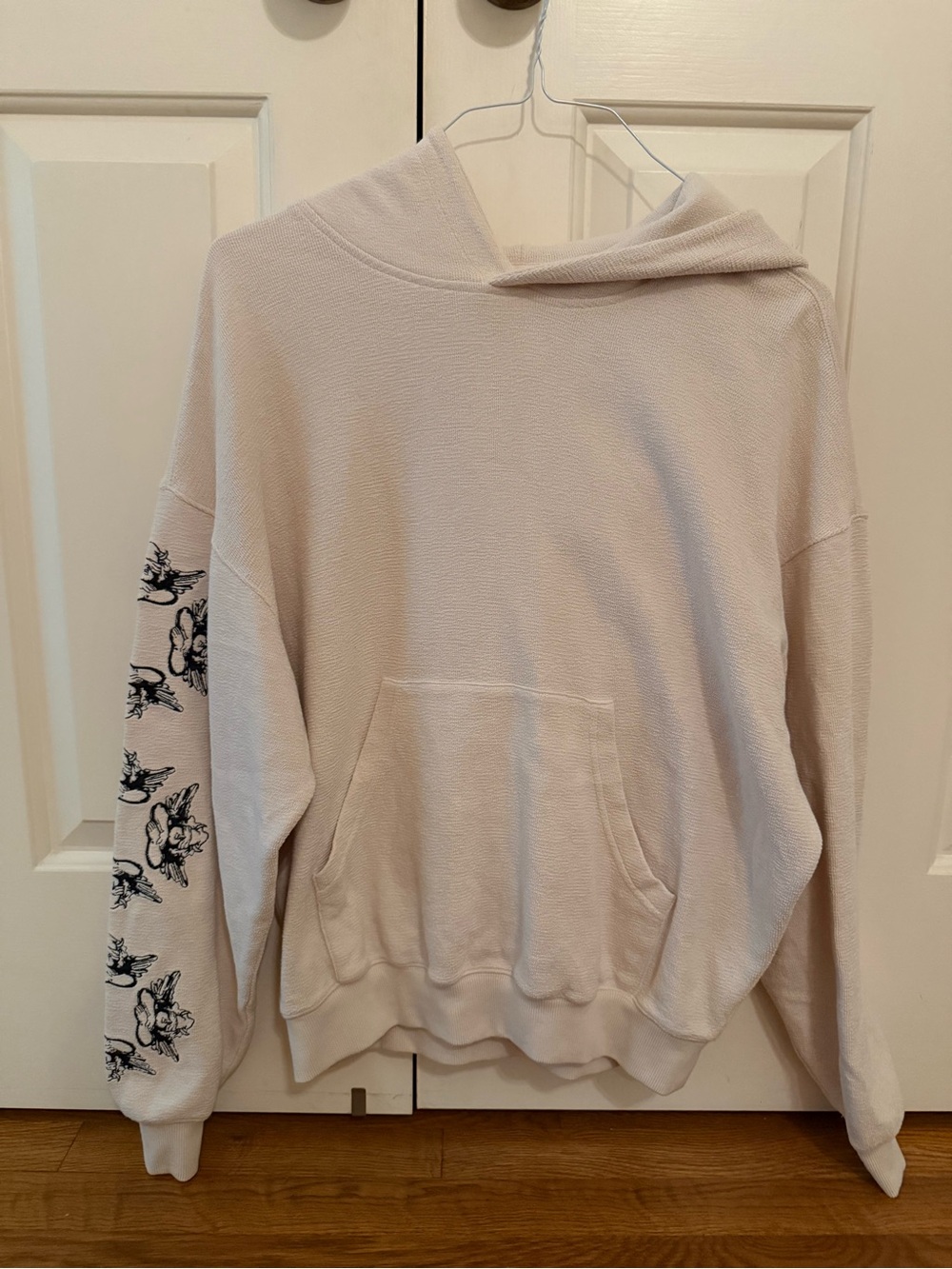 NWOT BOYS LIE HOODIE SIZE XS/S